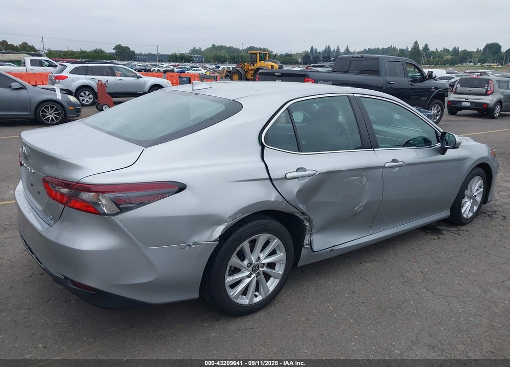 2022 TOYOTA CAMRY VIN: 4T1C11BK4NU071552