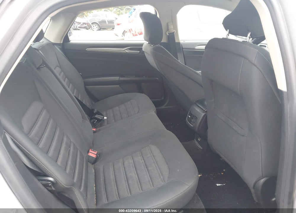 2017 FORD FUSION SE VIN: 3FA6P0H78HR173449