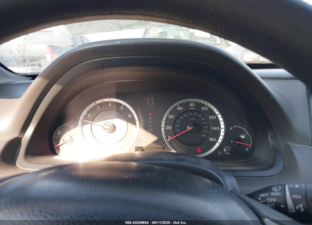 2009 HONDA ACCORD 2.4 LX VIN: 1HGCP26329A040806