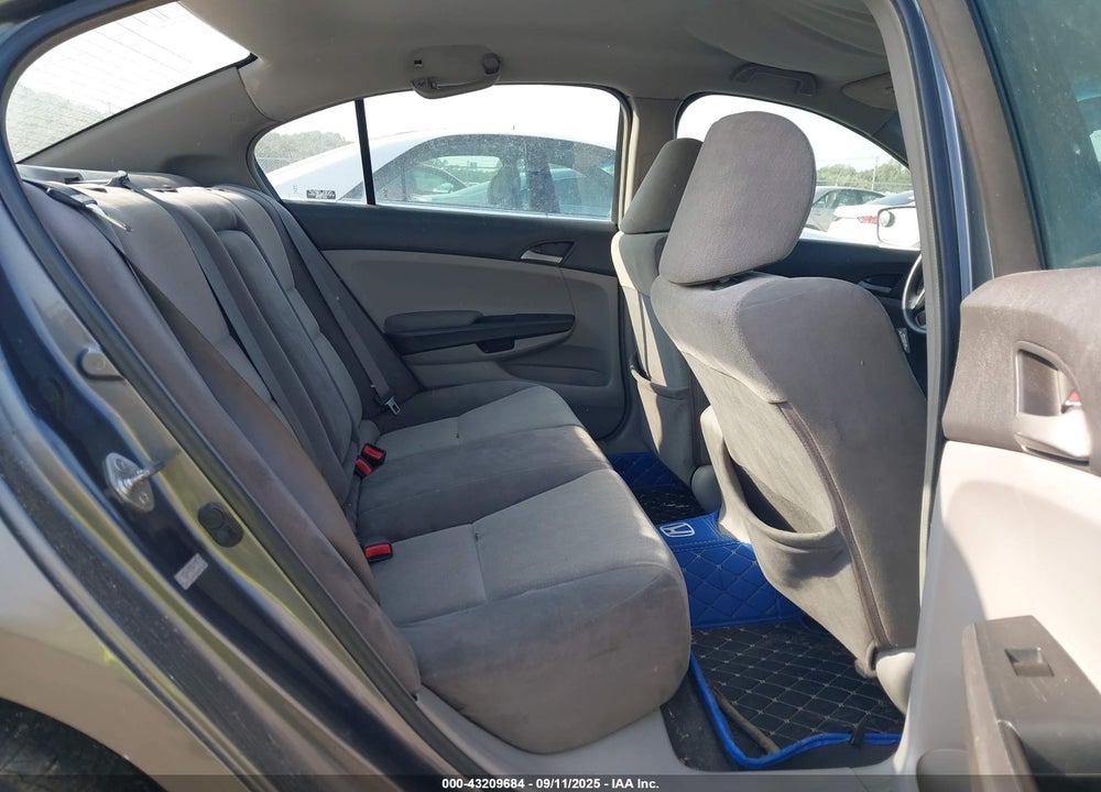 2009 HONDA ACCORD 2.4 LX VIN: 1HGCP26329A040806