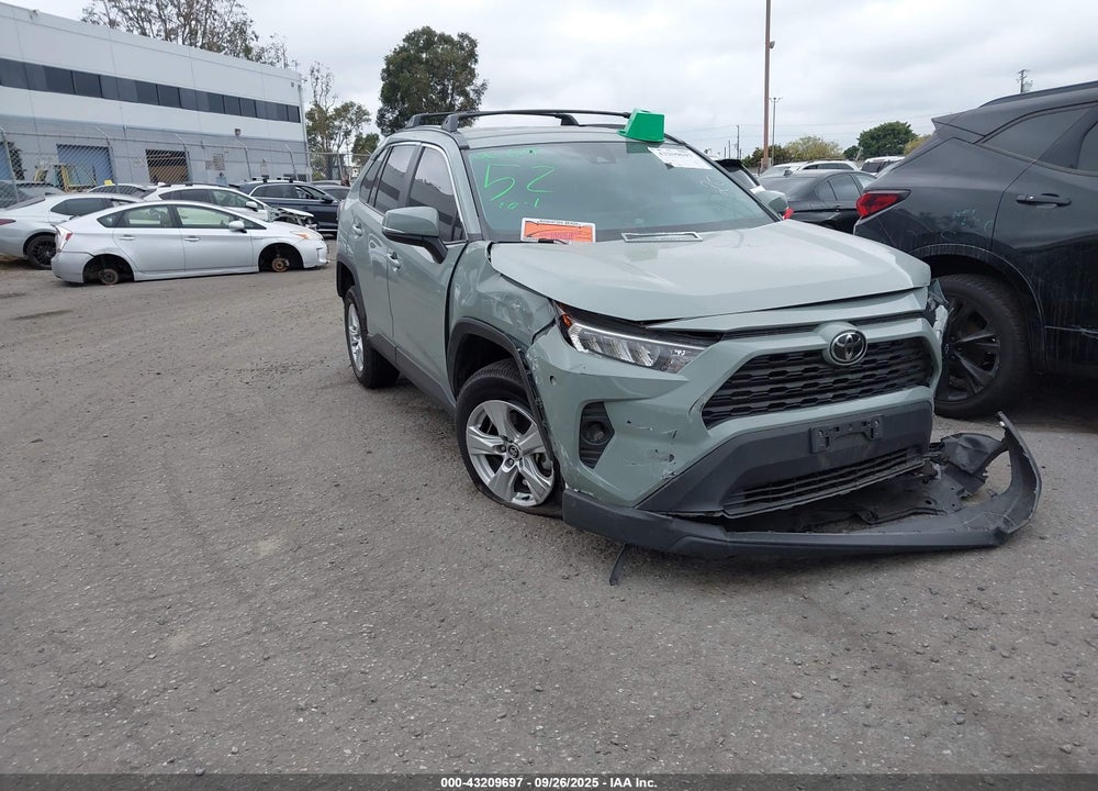 2020 TOYOTA RAV4 XLE VIN: 2T3W1RFV4LW100357
