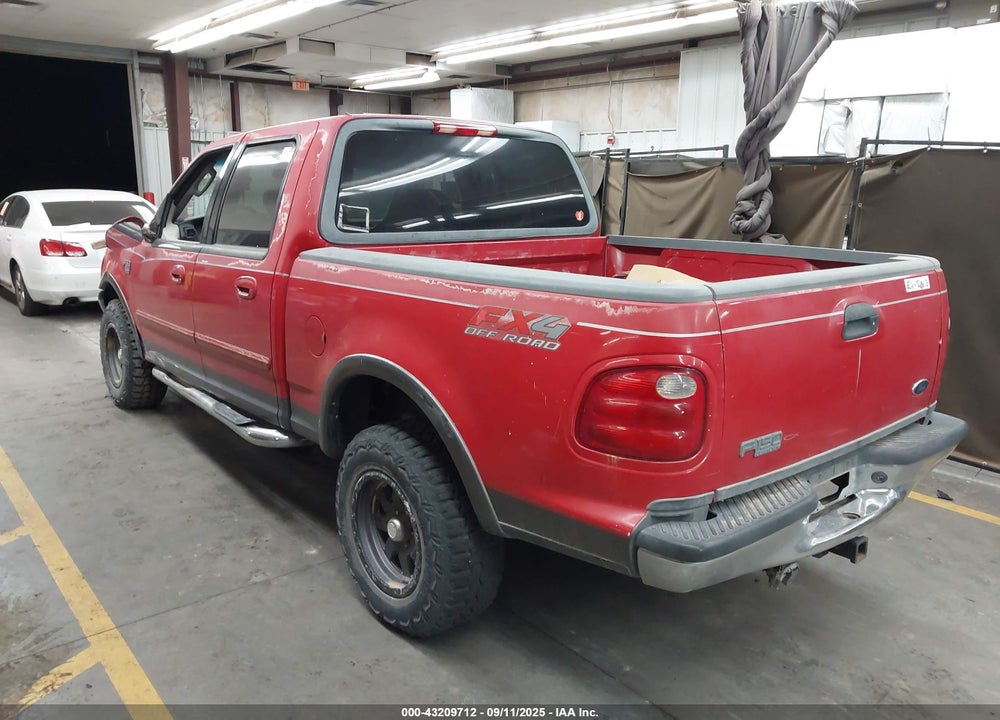 2002 FORD F-150 LARIAT/XLT VIN: 1FTRW08L82KD18587