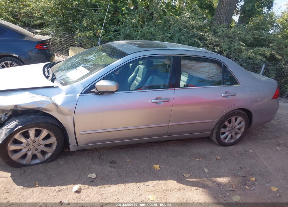 2007 HONDA ACCORD 3.0 EX VIN: 1HGCM66567A051662