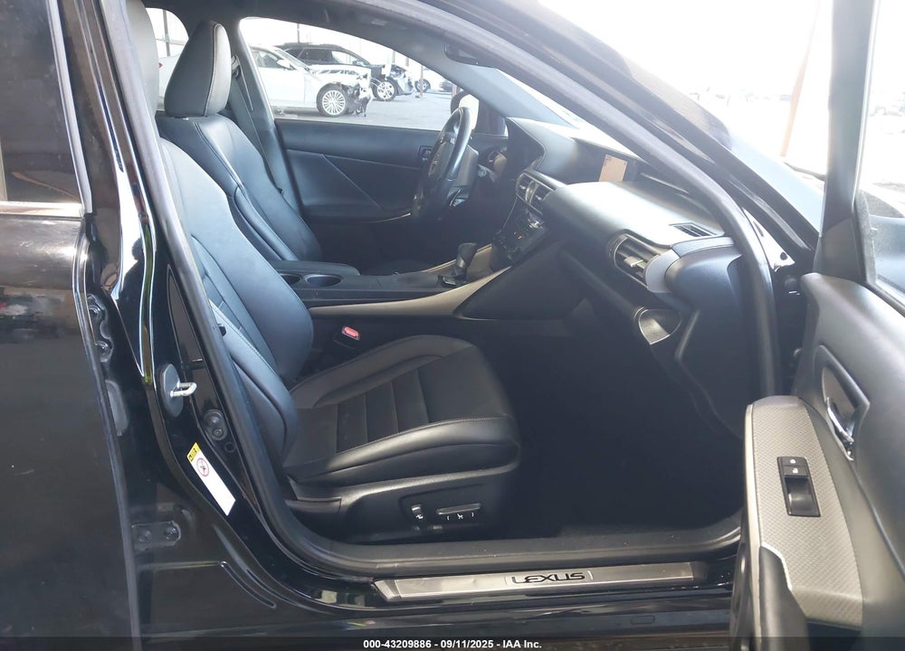 2014 LEXUS IS 250 VIN: JTHBF1D21E5016905