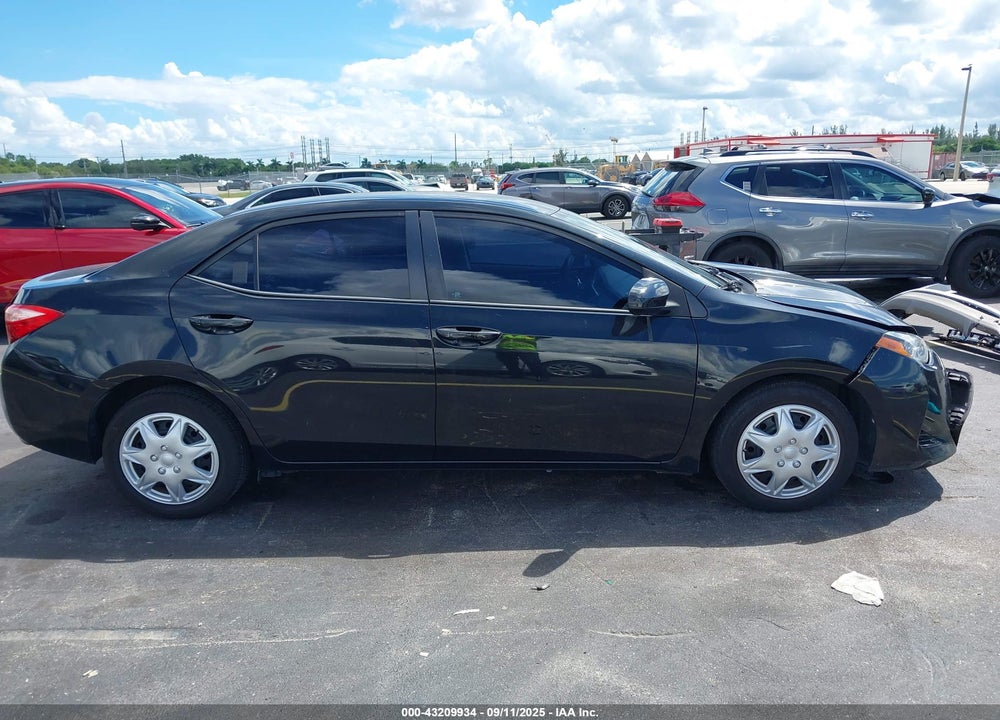 2017 TOYOTA COROLLA LE VIN: 2T1BURHE8HC897961