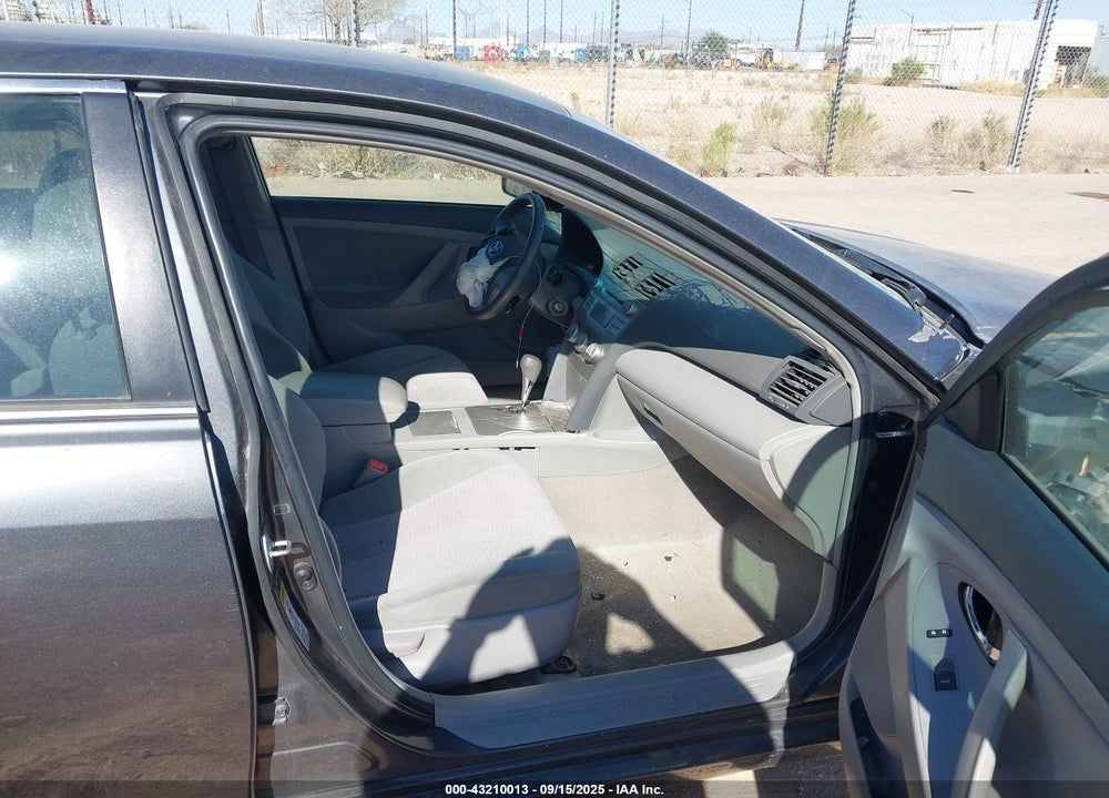 2011 TOYOTA CAMRY LE VIN: 4T1BF3EK2BU163047