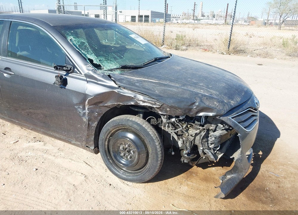2011 TOYOTA CAMRY LE VIN: 4T1BF3EK2BU163047