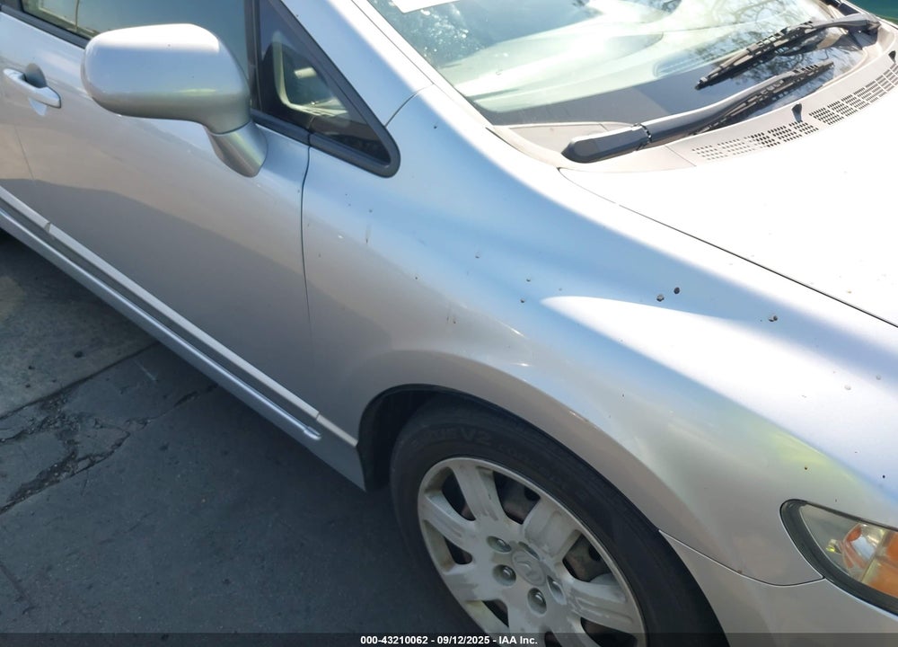 2009 HONDA CIVIC VIN: 19XFA16599E027816