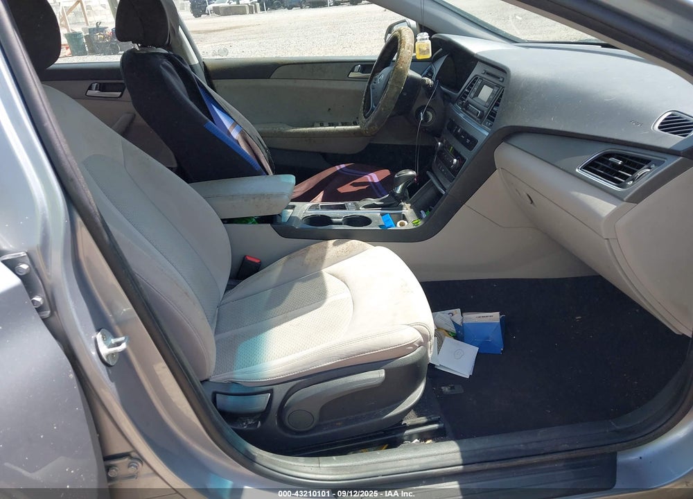 2017 HYUNDAI SONATA VIN: 5NPE24AF4HH490709