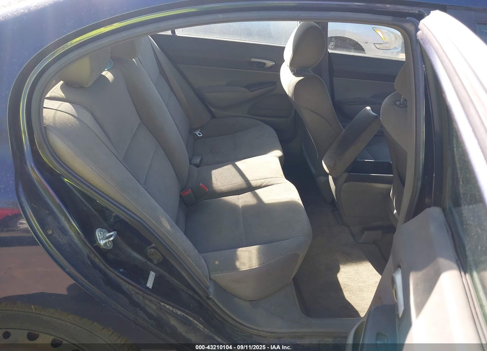 2007 HONDA CIVIC LX VIN: JHMFA165X7S004845