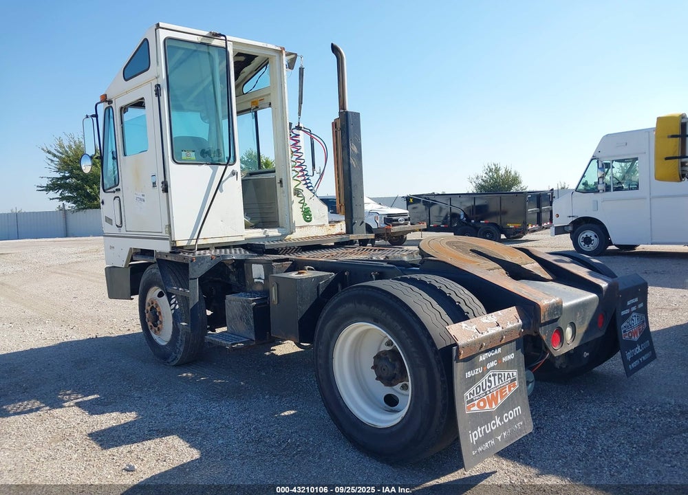 2001 OTTAWA YT 3U VIN: 11VA813EX1A000034