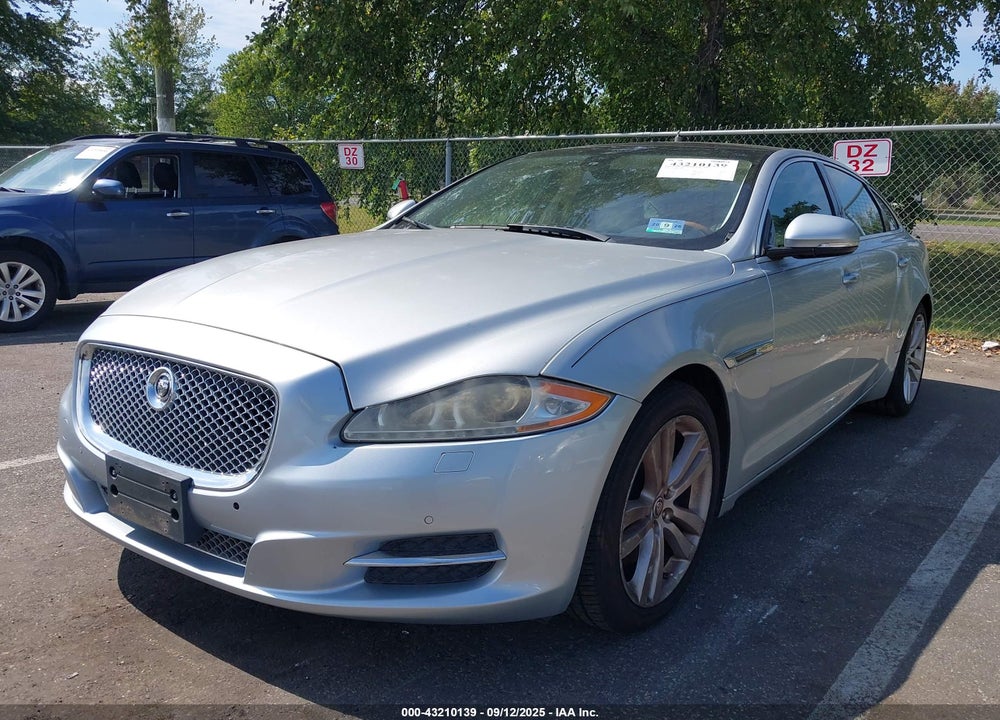 2011 JAGUAR XJ SERIES VIN: SAJWA2GB9BLV13633