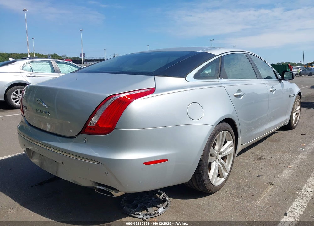2011 JAGUAR XJ SERIES VIN: SAJWA2GB9BLV13633