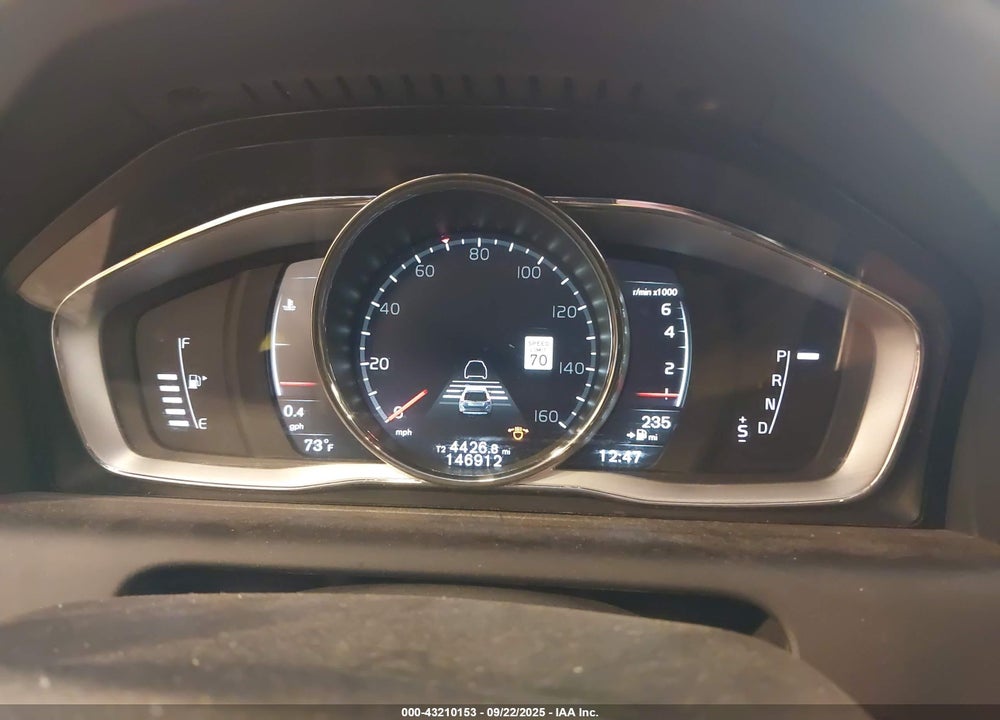 2017 VOLVO XC60 INSCRIPTION VIN: YV440MRU7H2195154