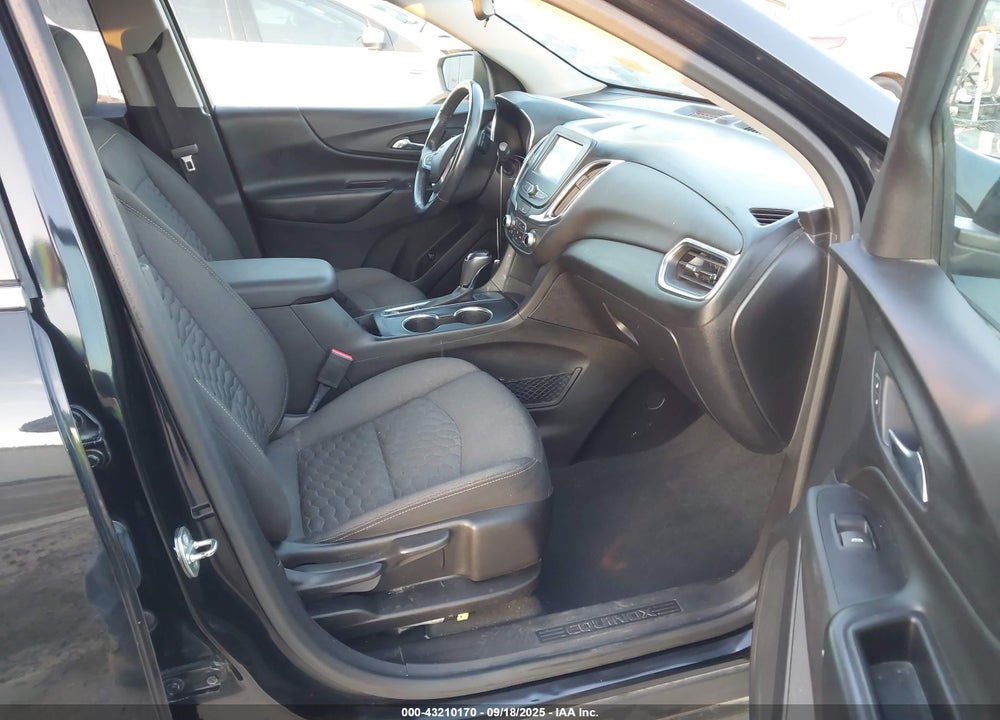 2018 CHEVROLET EQUINOX LT VIN: 2GNAXJEV3J6327132
