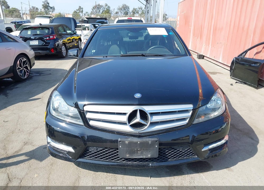 2012 MERCEDES-BENZ C CLASS VIN: WDDGF4HB6CA715508
