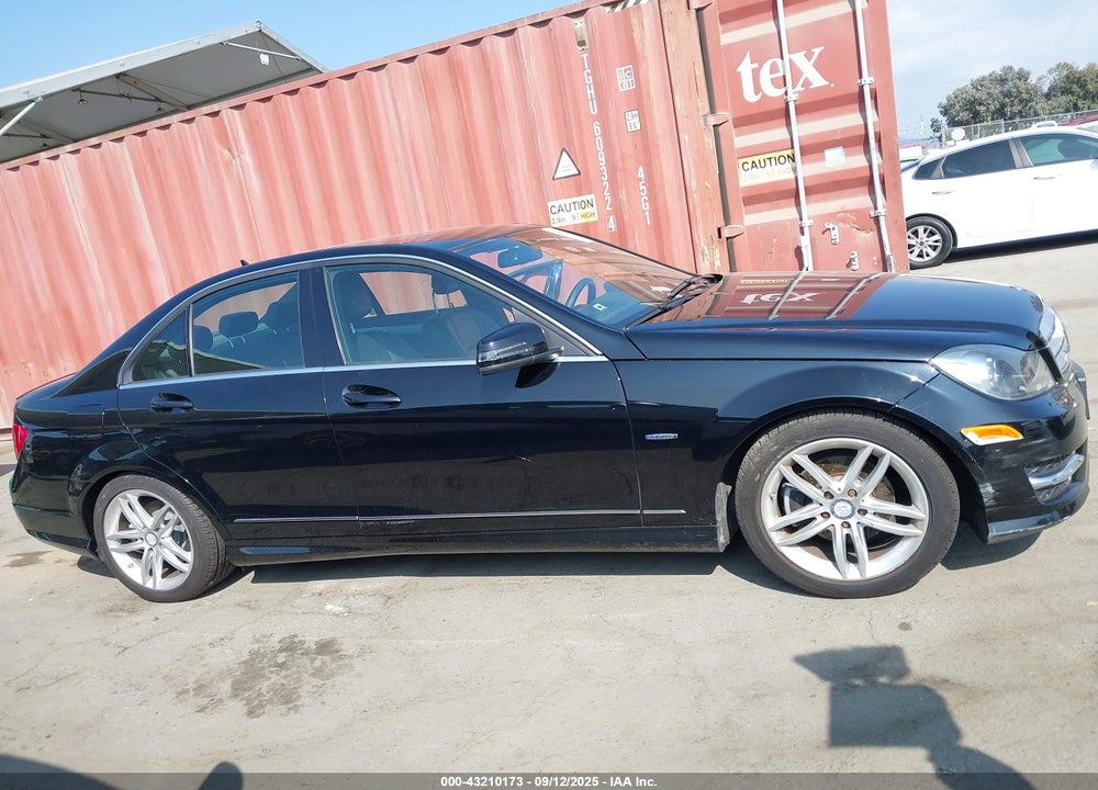 2012 MERCEDES-BENZ C CLASS VIN: WDDGF4HB6CA715508