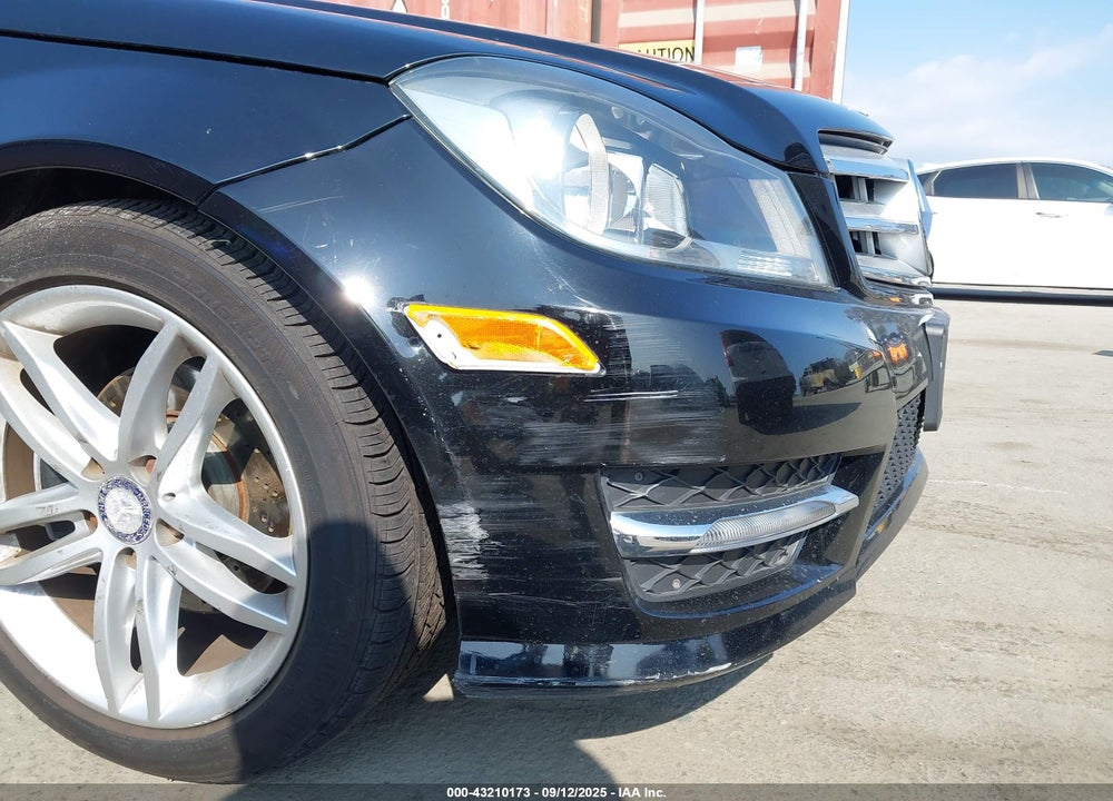 2012 MERCEDES-BENZ C CLASS VIN: WDDGF4HB6CA715508