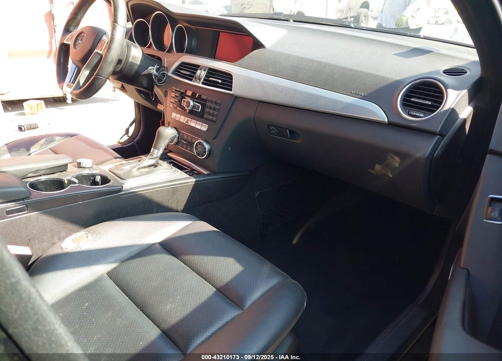 2012 MERCEDES-BENZ C CLASS VIN: WDDGF4HB6CA715508