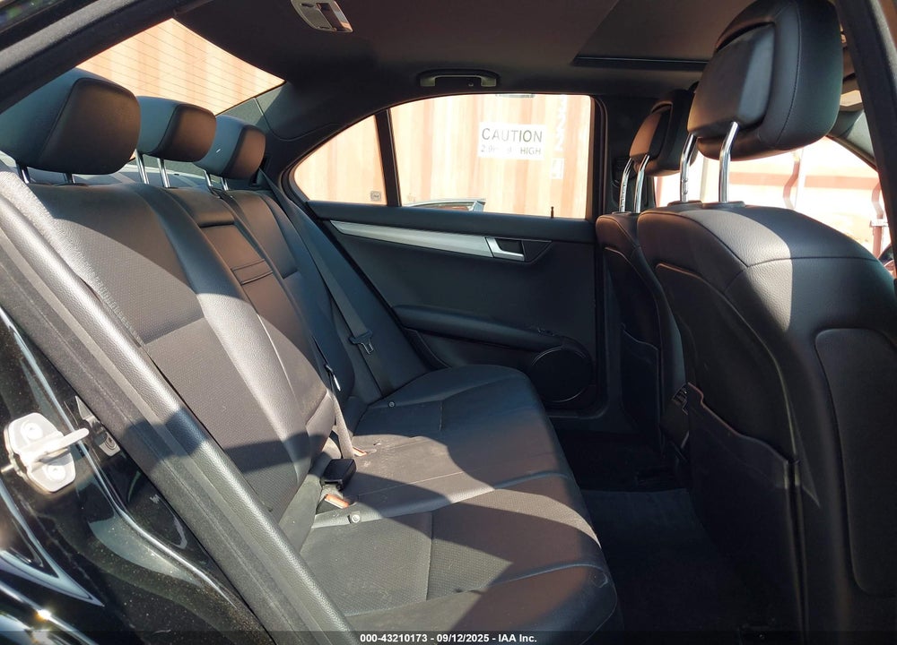 2012 MERCEDES-BENZ C CLASS VIN: WDDGF4HB6CA715508