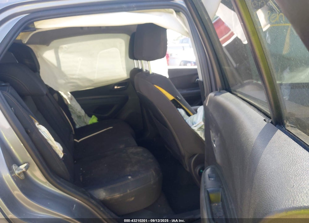 2020 CHEVROLET TRAX VIN: 3GNCJNSB7LL148649