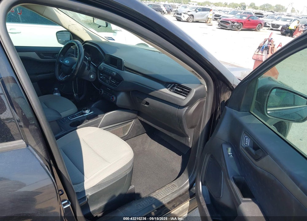 2020 FORD ESCAPE VIN: 1FMCU0F69LUC32067