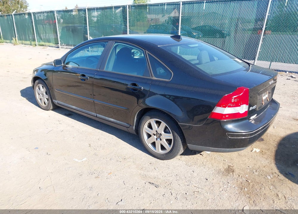 2006 VOLVO S40 VIN: YV1MS390262166818