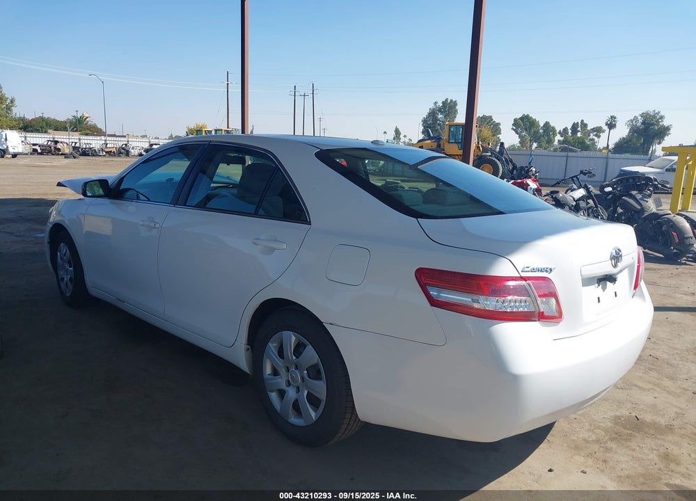 2011 TOYOTA CAMRY VIN: 4T1BF3EKXBU655700