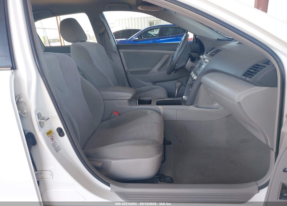 2011 TOYOTA CAMRY VIN: 4T1BF3EKXBU655700