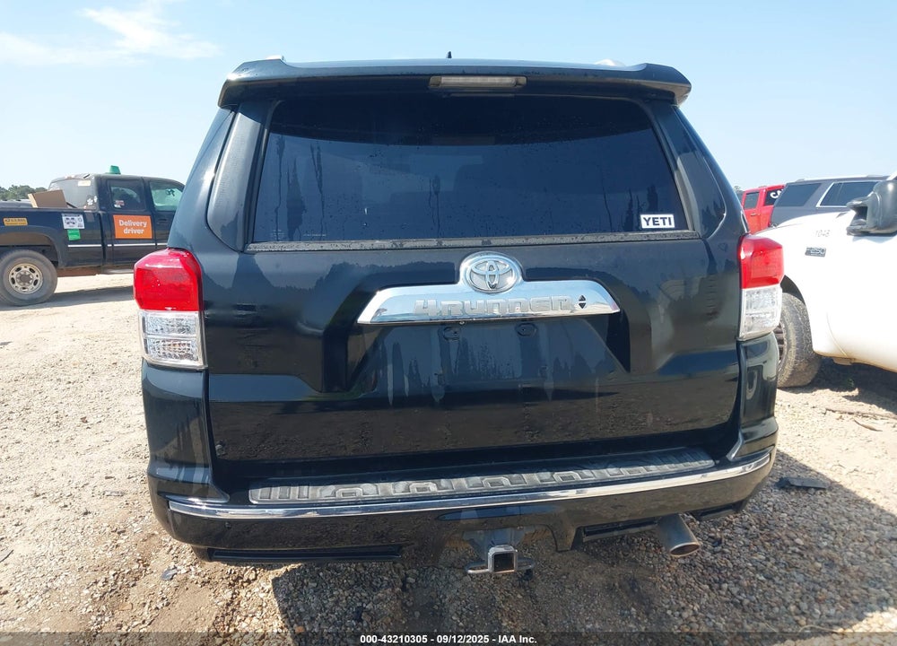 2011 TOYOTA 4RUNNER VIN: JTEZU5JR4B5028598