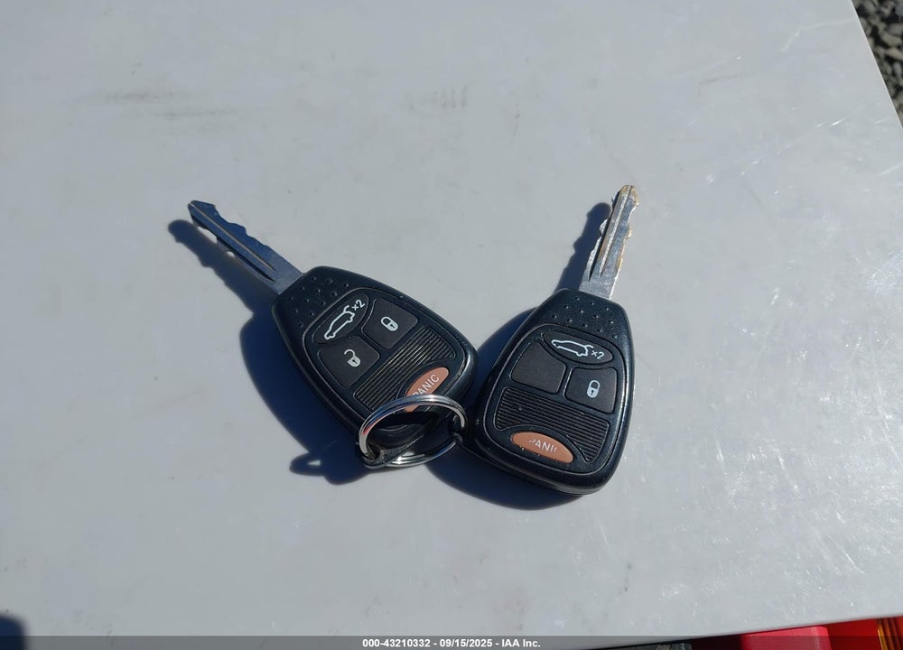 2005 CHRYSLER PACIFICA TOURING VIN: 2C4GM68445R589158