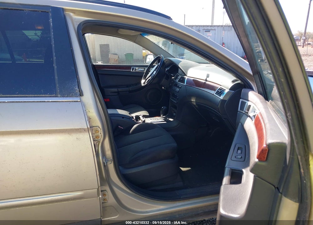 2005 CHRYSLER PACIFICA TOURING VIN: 2C4GM68445R589158