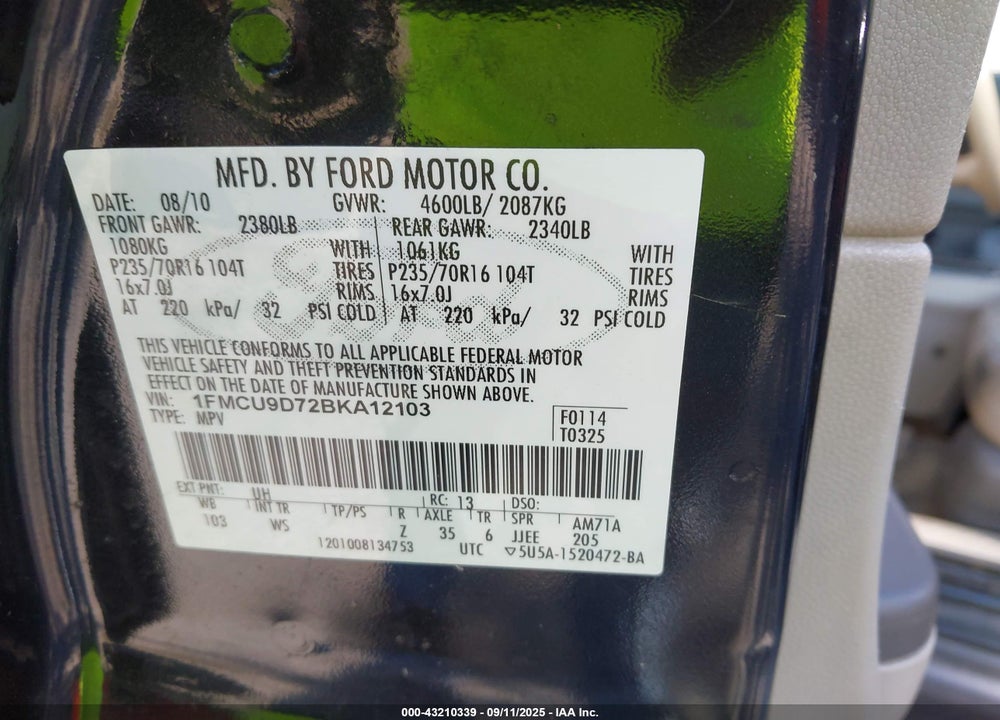 2011 FORD ESCAPE VIN: 1FMCU9D72BKA12103