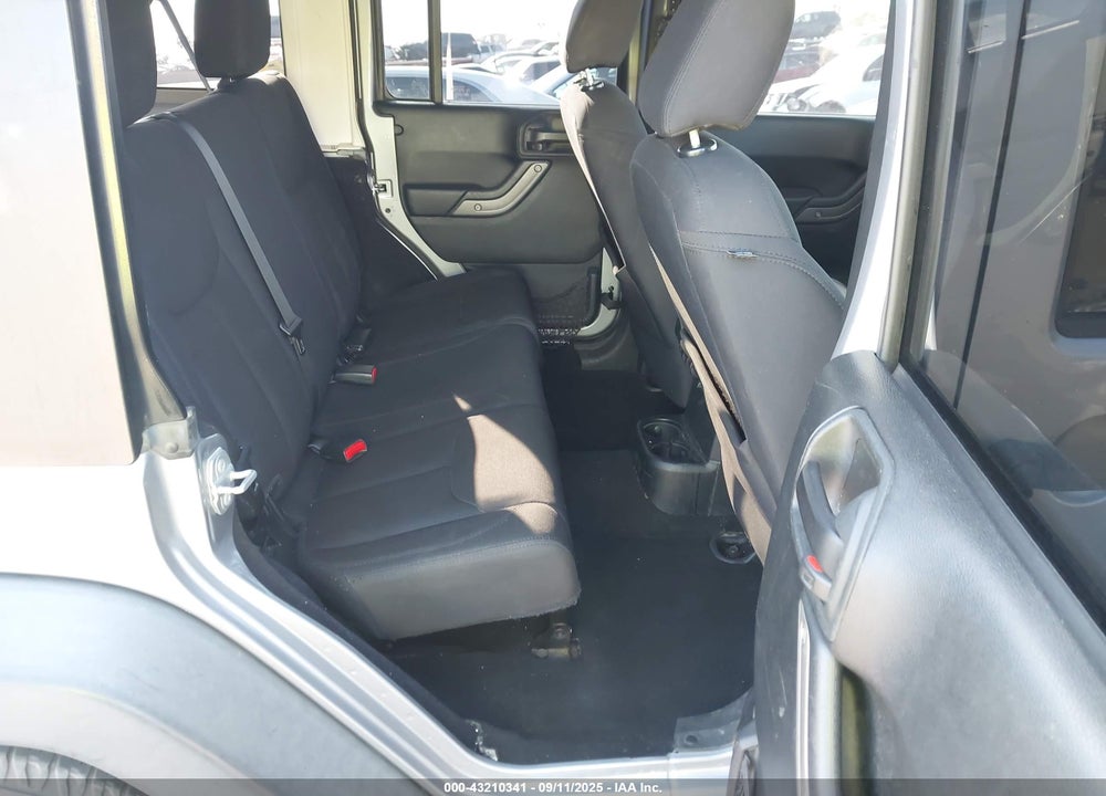 2018 JEEP WRANGLER UNLIMITED VIN: 1C4HJWDG2JL855633