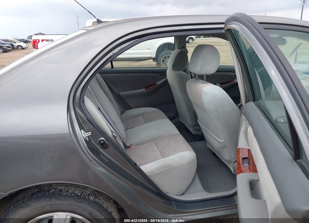 2007 TOYOTA COROLLA LE VIN: 2T1BR32E97C811725