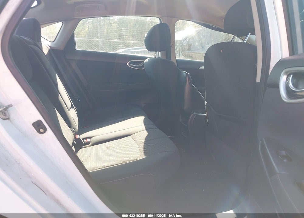2015 NISSAN SENTRA S VIN: 3N1AB7AP3FY353367
