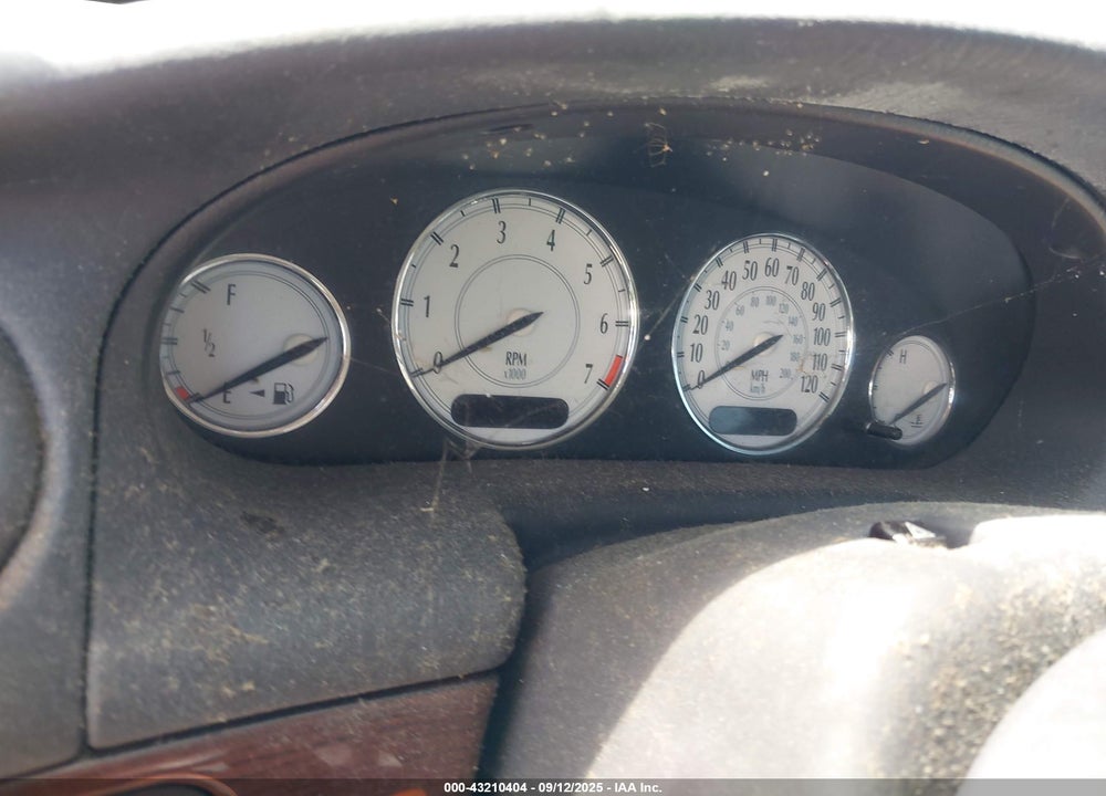 2000 CHRYSLER LHS VIN: 2C3HC56G8YH436098