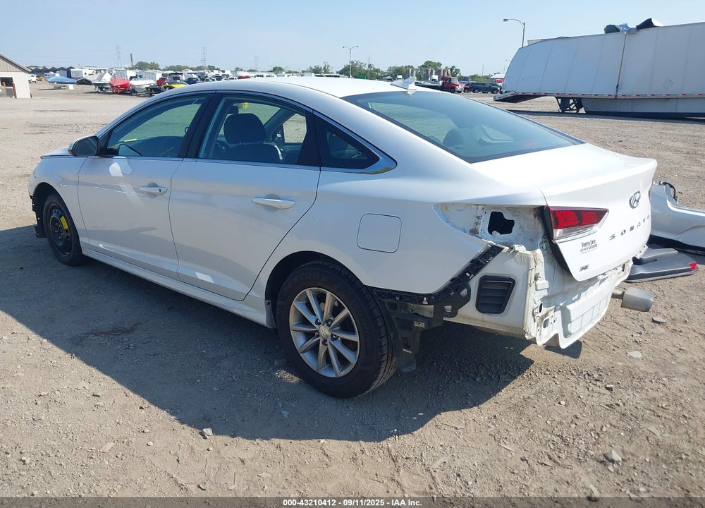 2019 HYUNDAI SONATA SE VIN: 5NPE24AFXKH745595