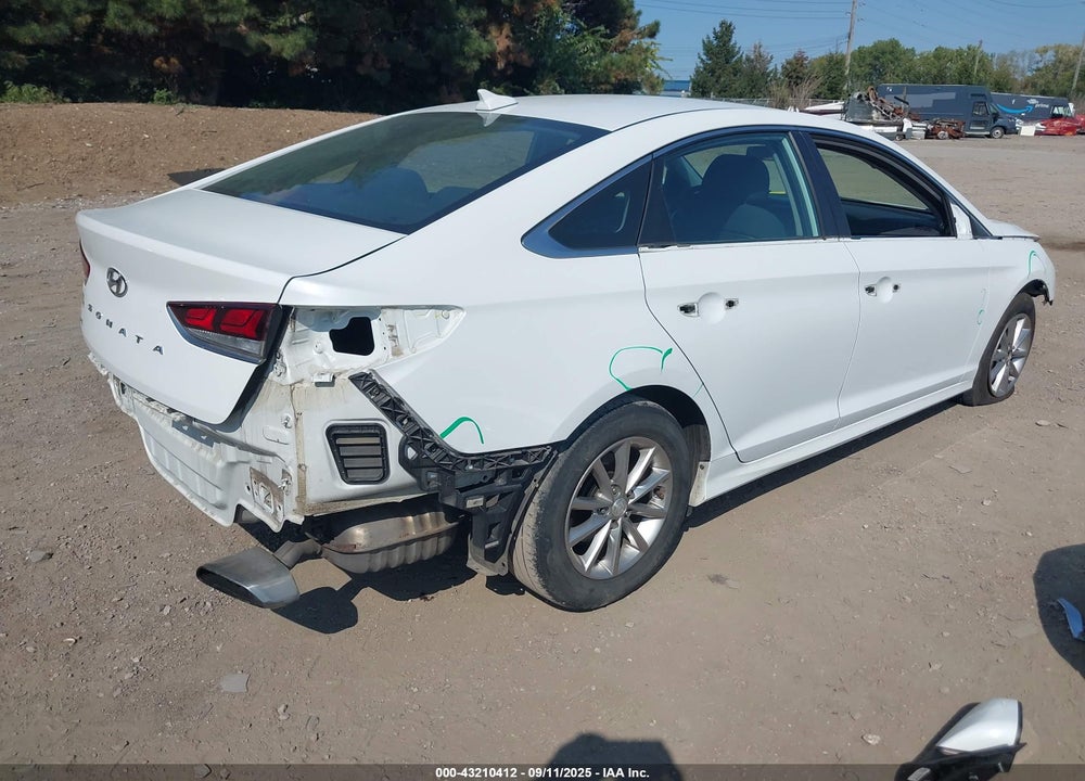 2019 HYUNDAI SONATA SE VIN: 5NPE24AFXKH745595