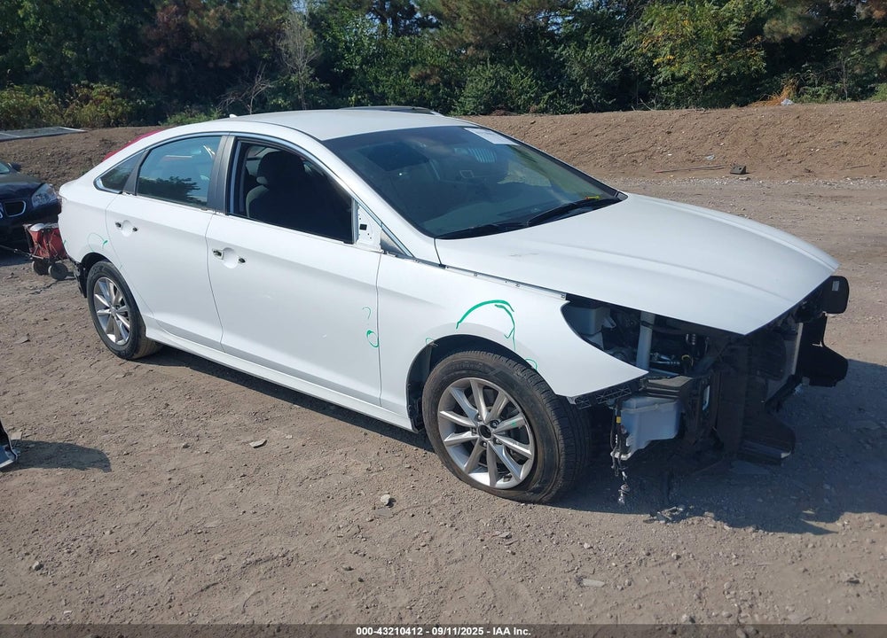 2019 HYUNDAI SONATA SE VIN: 5NPE24AFXKH745595