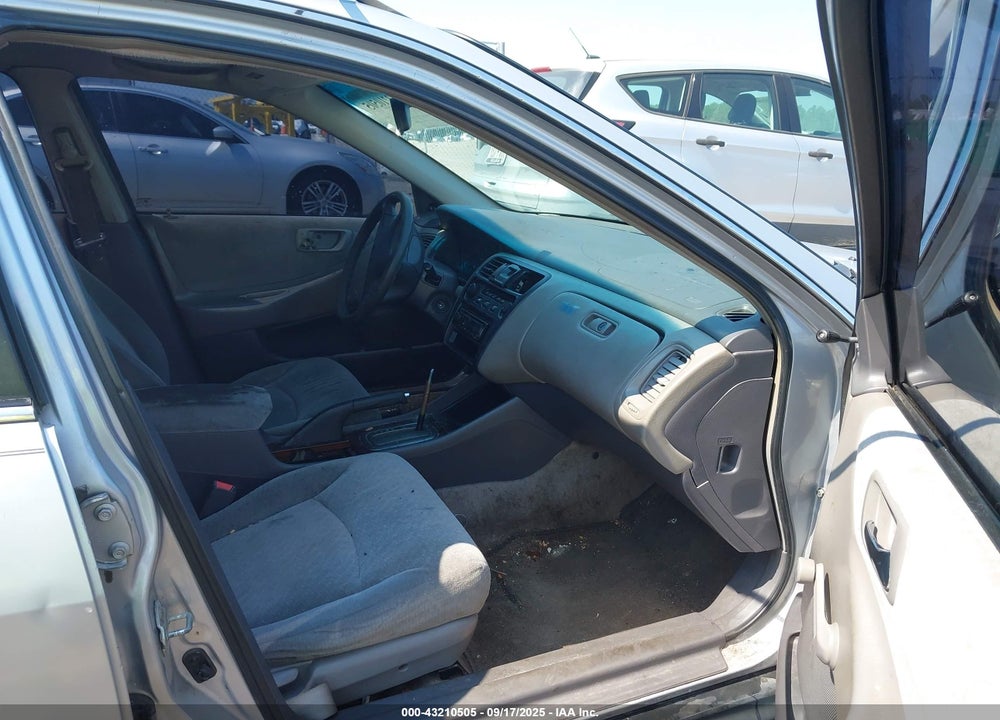 2001 HONDA ACCORD VIN: 1HGCF86631A045856