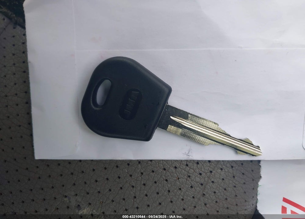 2010 CHEVROLET AVEO VIN: KL1TG6DEXAB133721