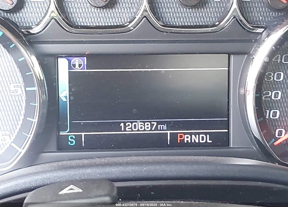 2018 CHEVROLET SILVERADO 1500 VIN: 3GCUKREC8JG276023