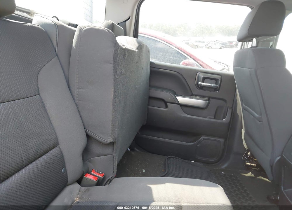 2018 CHEVROLET SILVERADO 1500 VIN: 3GCUKREC8JG276023