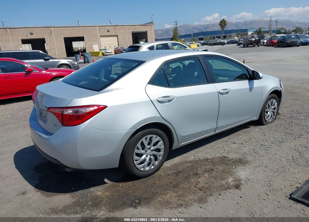 2019 TOYOTA COROLLA LE VIN: 2T1BURHE9KC161022