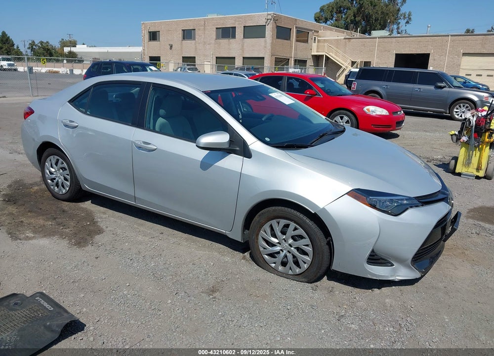 2019 TOYOTA COROLLA LE VIN: 2T1BURHE9KC161022