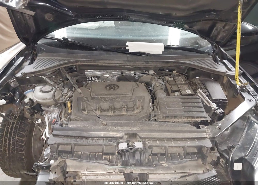 2020 VOLKSWAGEN TIGUAN VIN: 3VV1B7AX9LM083899