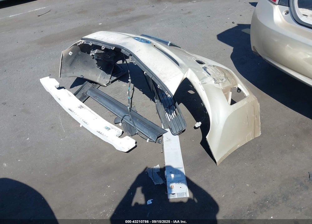 2011 TOYOTA PRIUS TWO VIN: JTDKN3DU5B0259448