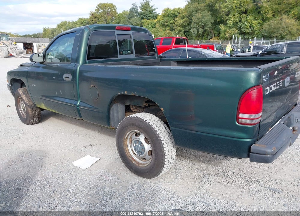 2002 DODGE DAKOTA VIN: 1B7GG16X02S605521