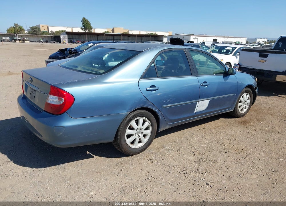 2002 TOYOTA CAMRY XLE VIN: 4T1BE30K72U640307